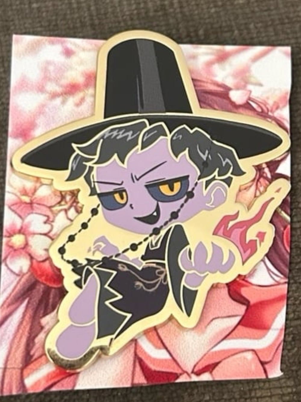 PALM pink à la mode k-pop demon hunters Jinu pin